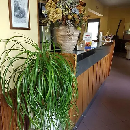 Hotel La Lucciola 3*