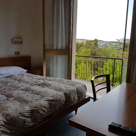 La Lucciola Hotel 3*